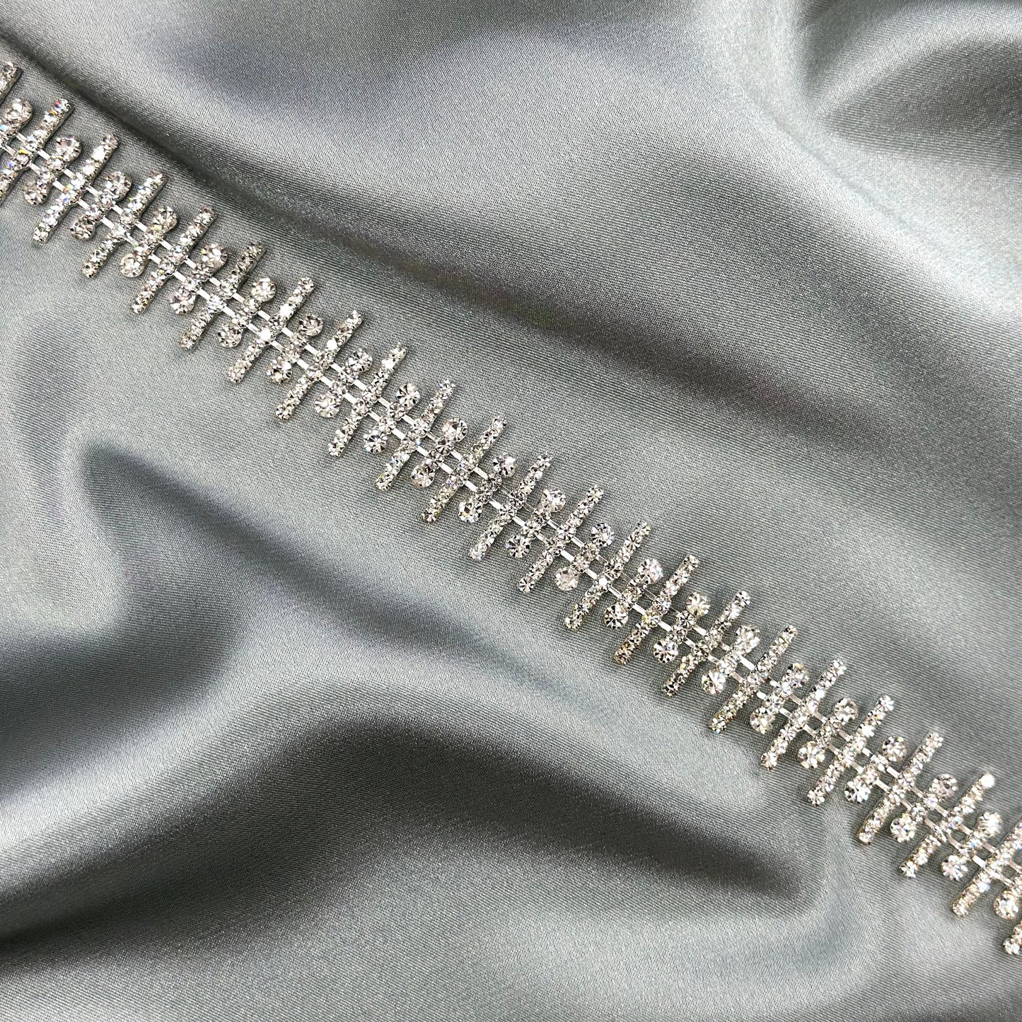 Rhinestone trim LA-099 by yard