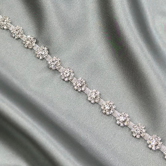 Tiny flowers Rhinestone trim LC-001 by yard